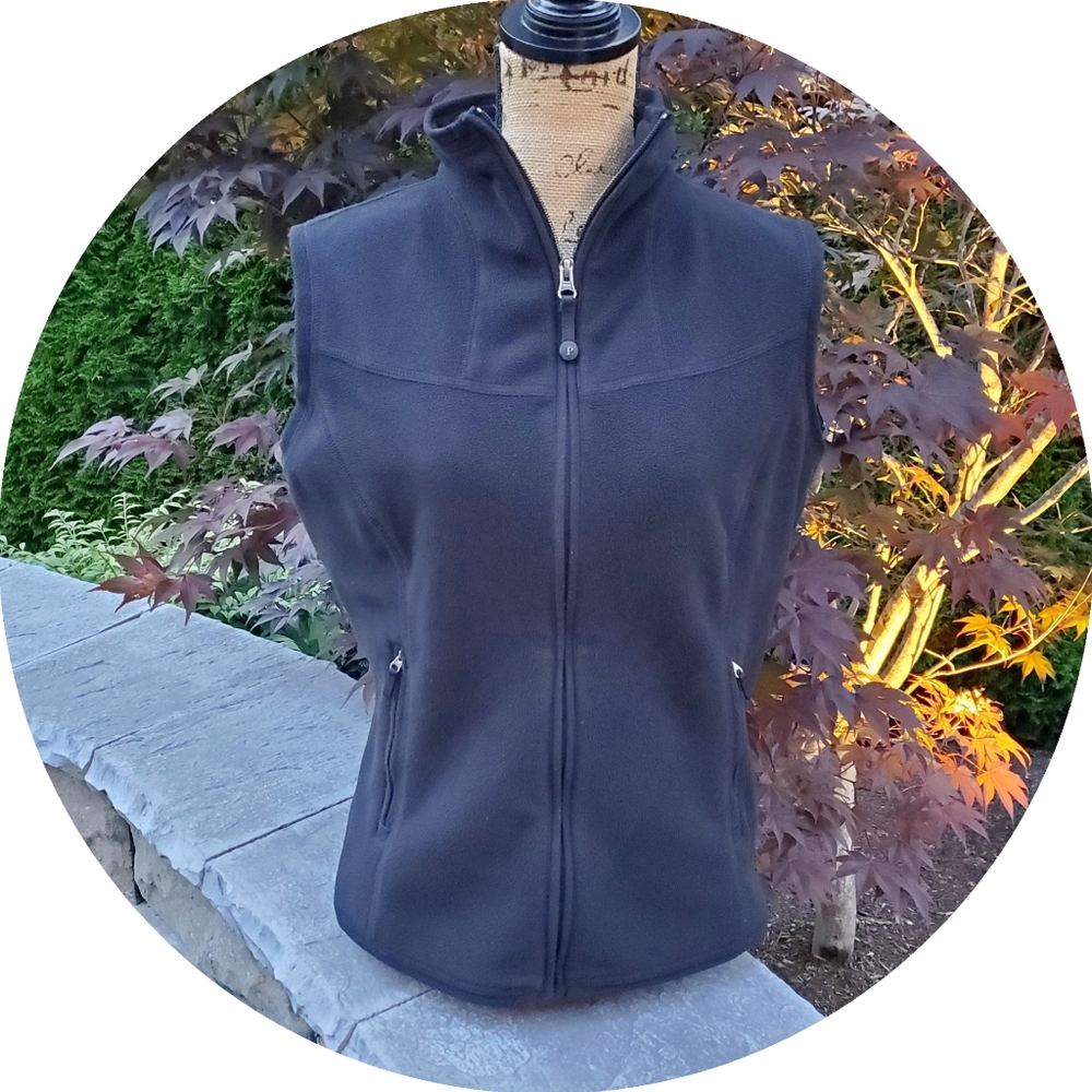 Pendleton Black Fleece Full Zip Vest